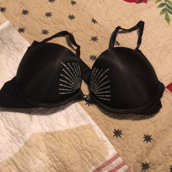 Victoria's Secret Other - Miraculous plunge in black